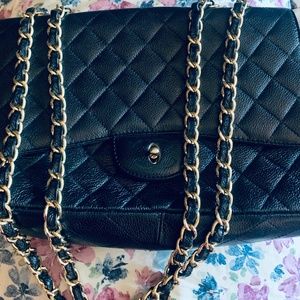 Authentic CHANEl Purse